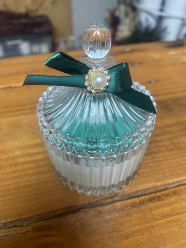 Wedding Favours Scented Soy wax candles with lovely coloured bow