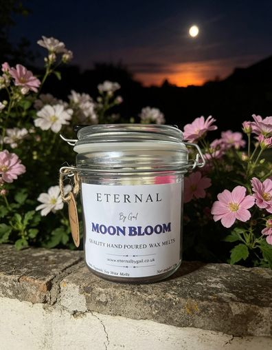 Moon bloom (Luna) 120g jar small heart shape wax melts with wooden spoon