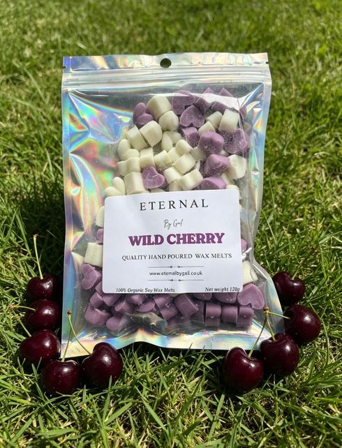 Heart shaped wax melts 120g 100% vegan and pet friendly soy wax in Various fragrances