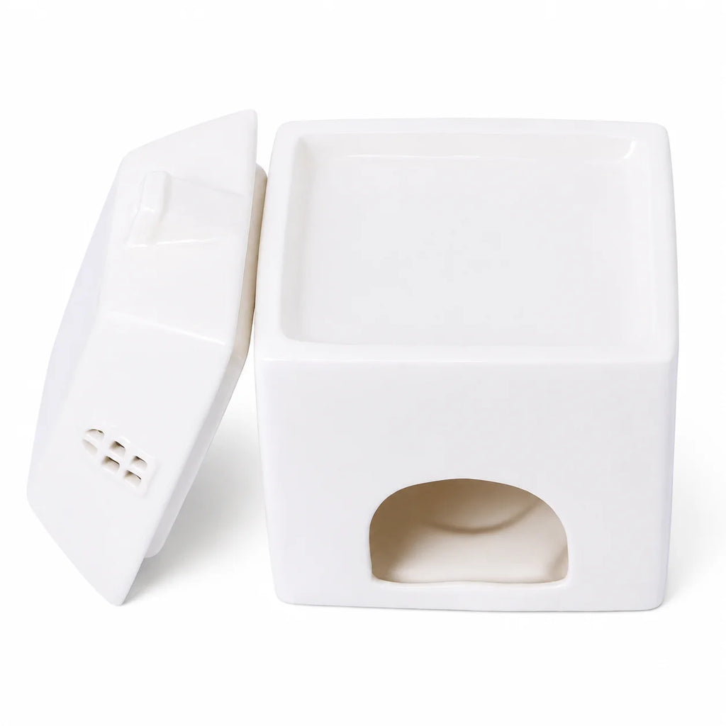 Large Ceramic House-Shaped Wax Burner – Off-White Matte Finish | Decorative Electric Wax Melter for Cozy Home Ambiance