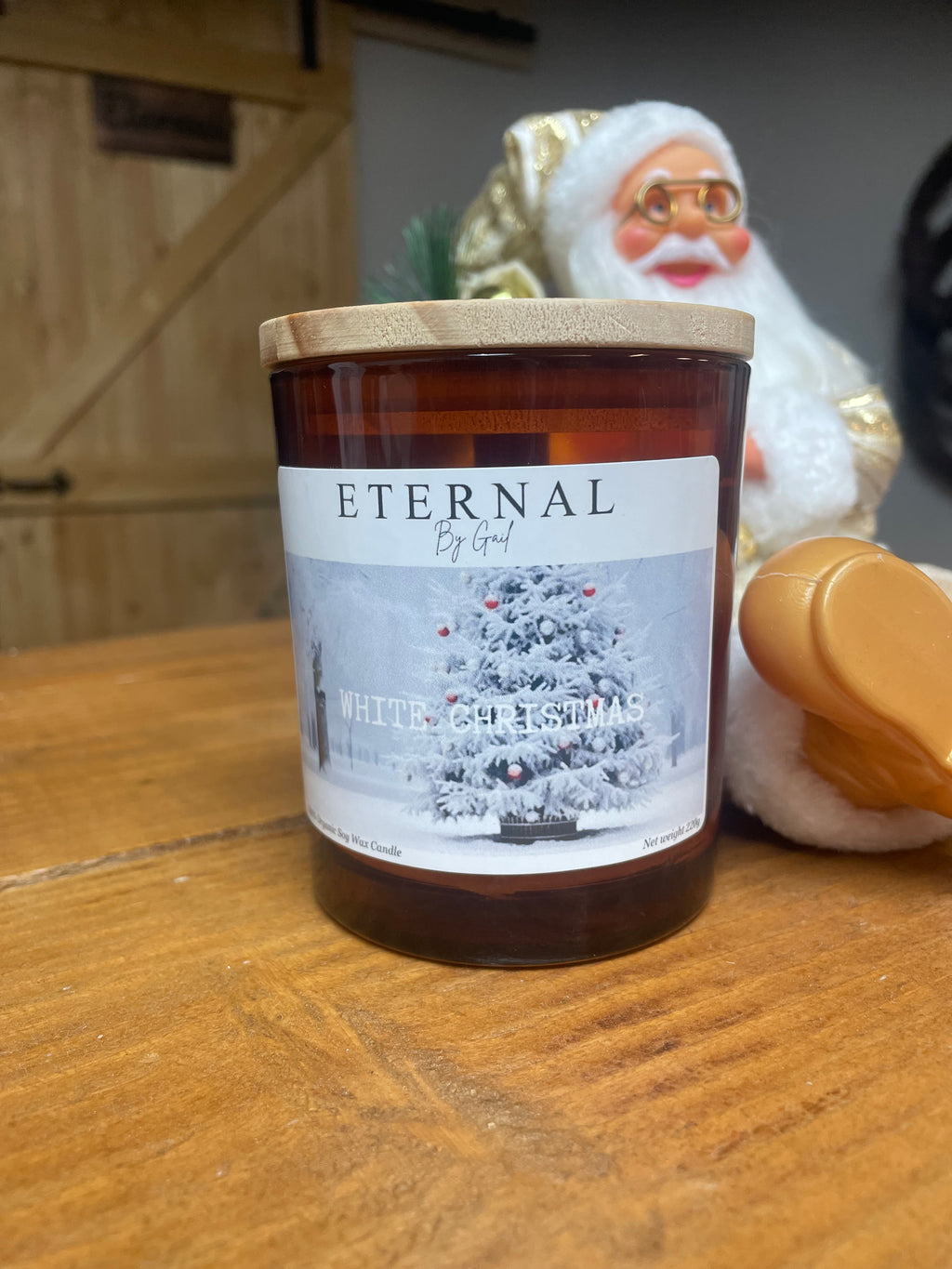 White Christmas 220g Soy Wax Candle double wooden wick for a cracking warm cosy sound