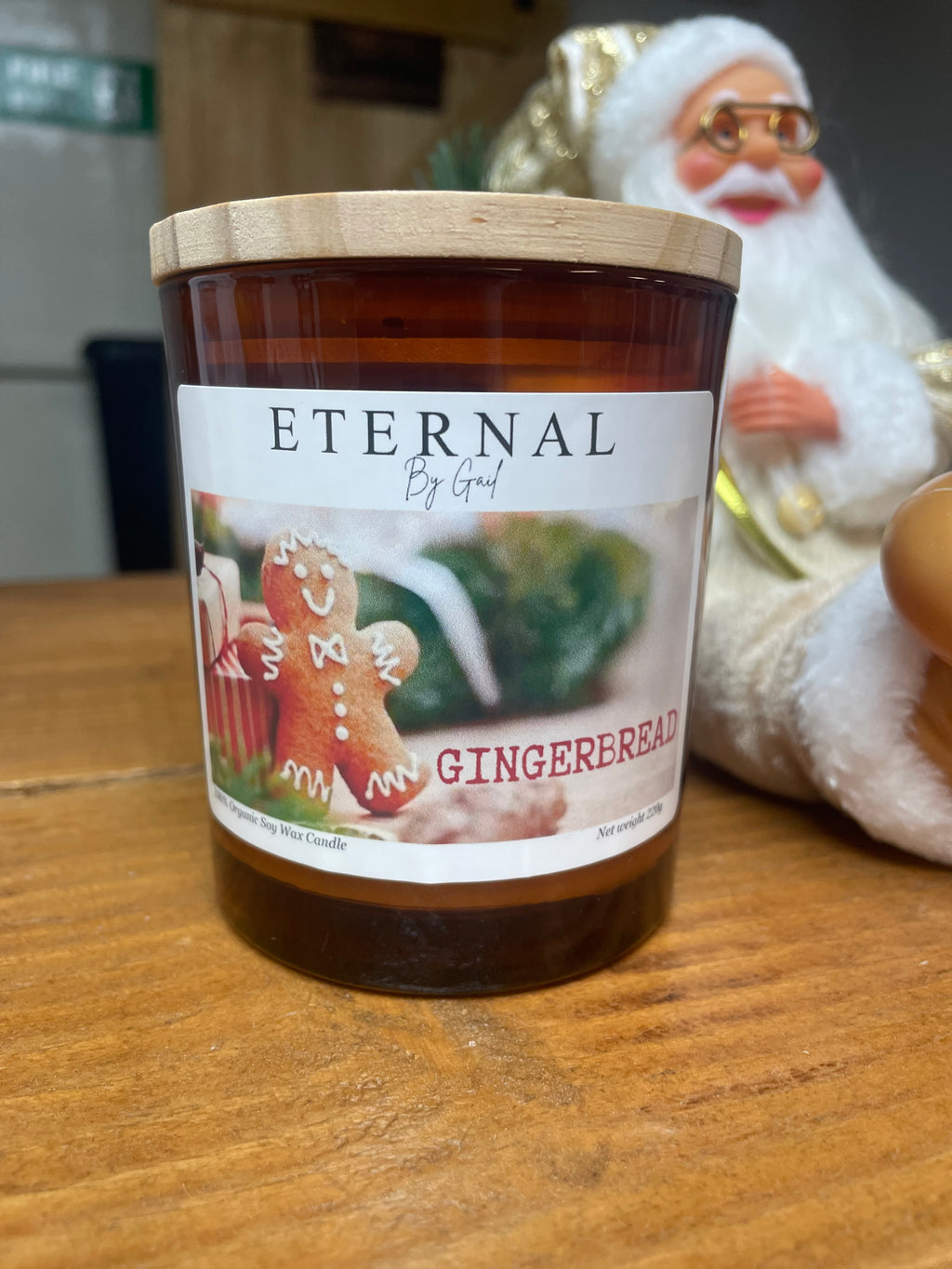 Christmas Gingerbread Soy Wax Candle 220g double wooden wick to give that cosy warm feeling
