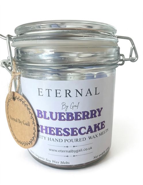 Blueberry cheesecake 120g heart shape wax melts with a wooden spoon